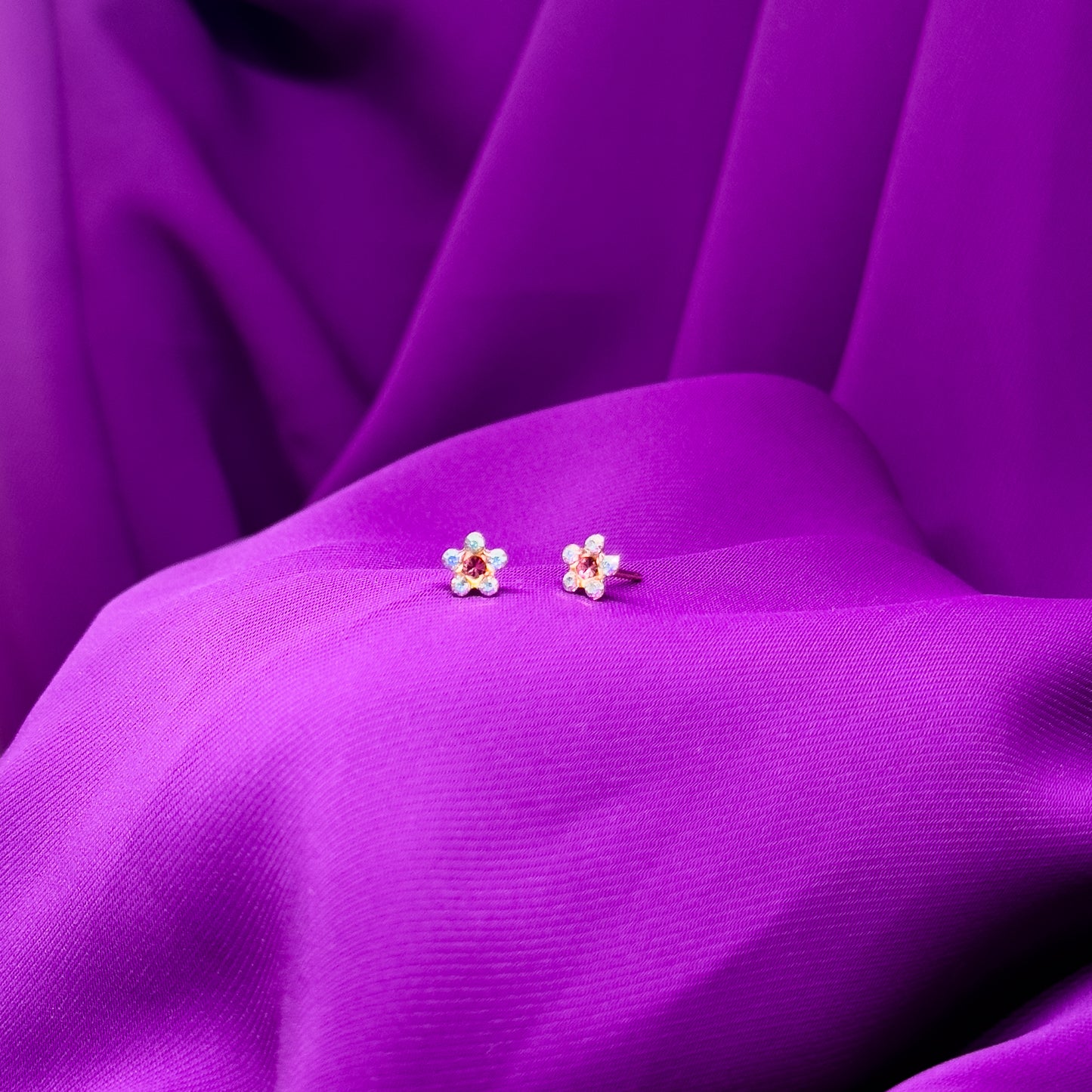 Brinco - Flor Com Ouro 24k